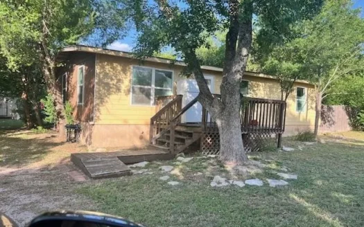 908 Glass Dr, Leander, TX 78641